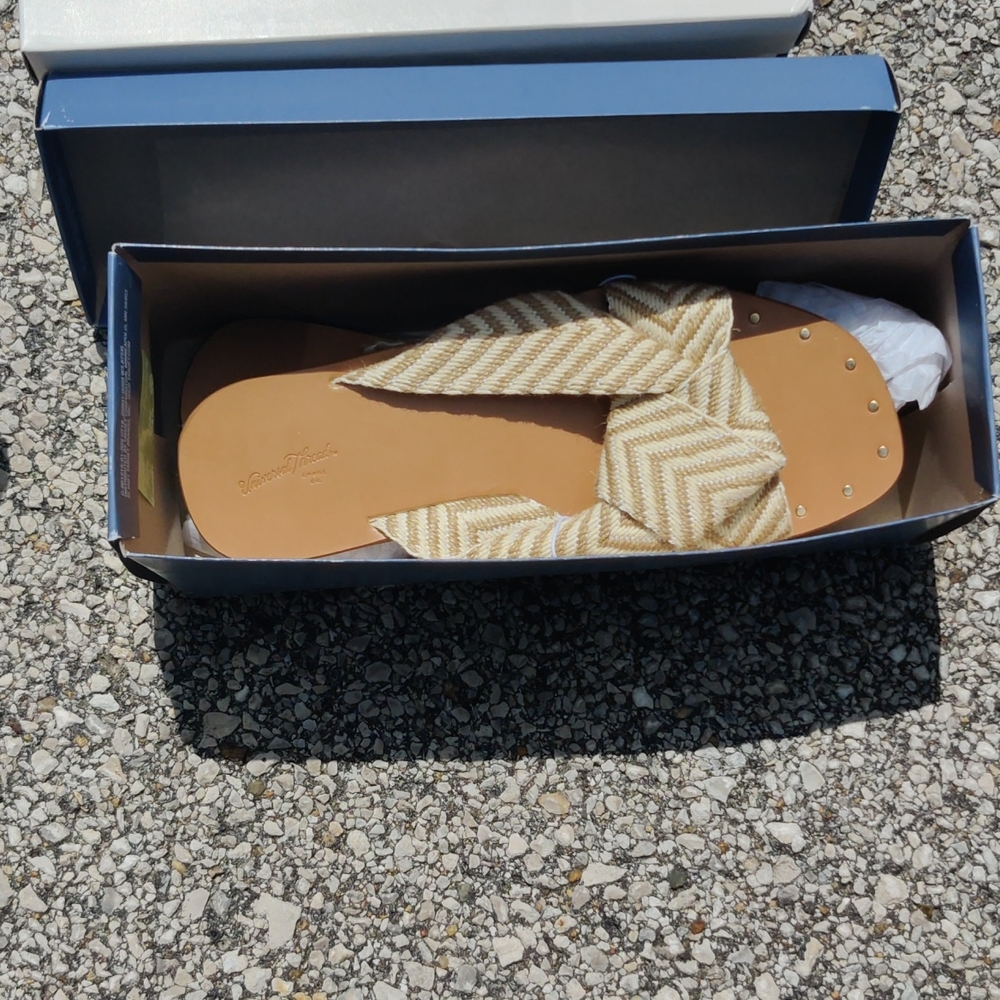 Universal Thread Louise Sandals Tan